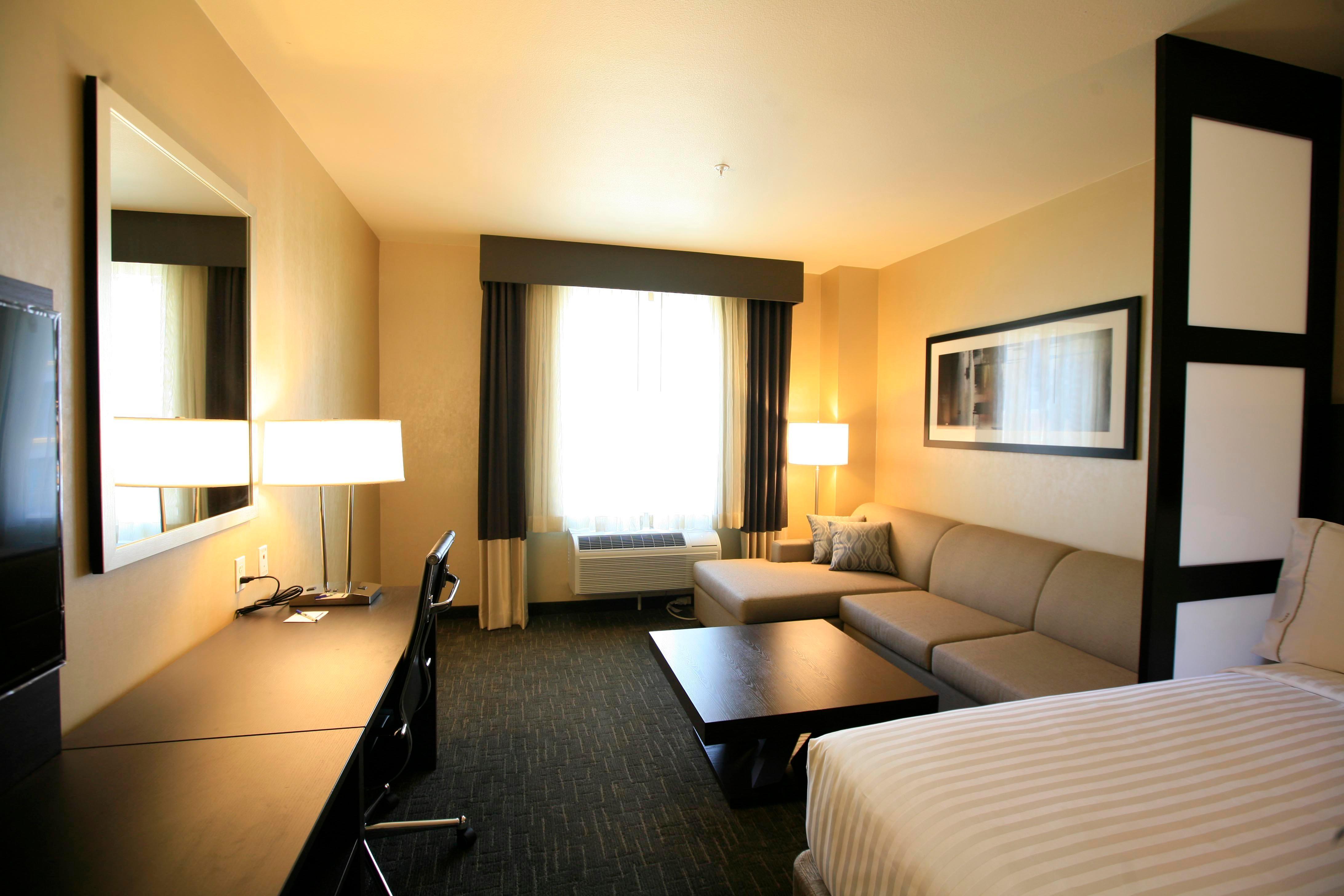 Holiday Inn Express & Suites Anaheim Resort Area By Ihg Zewnętrze zdjęcie