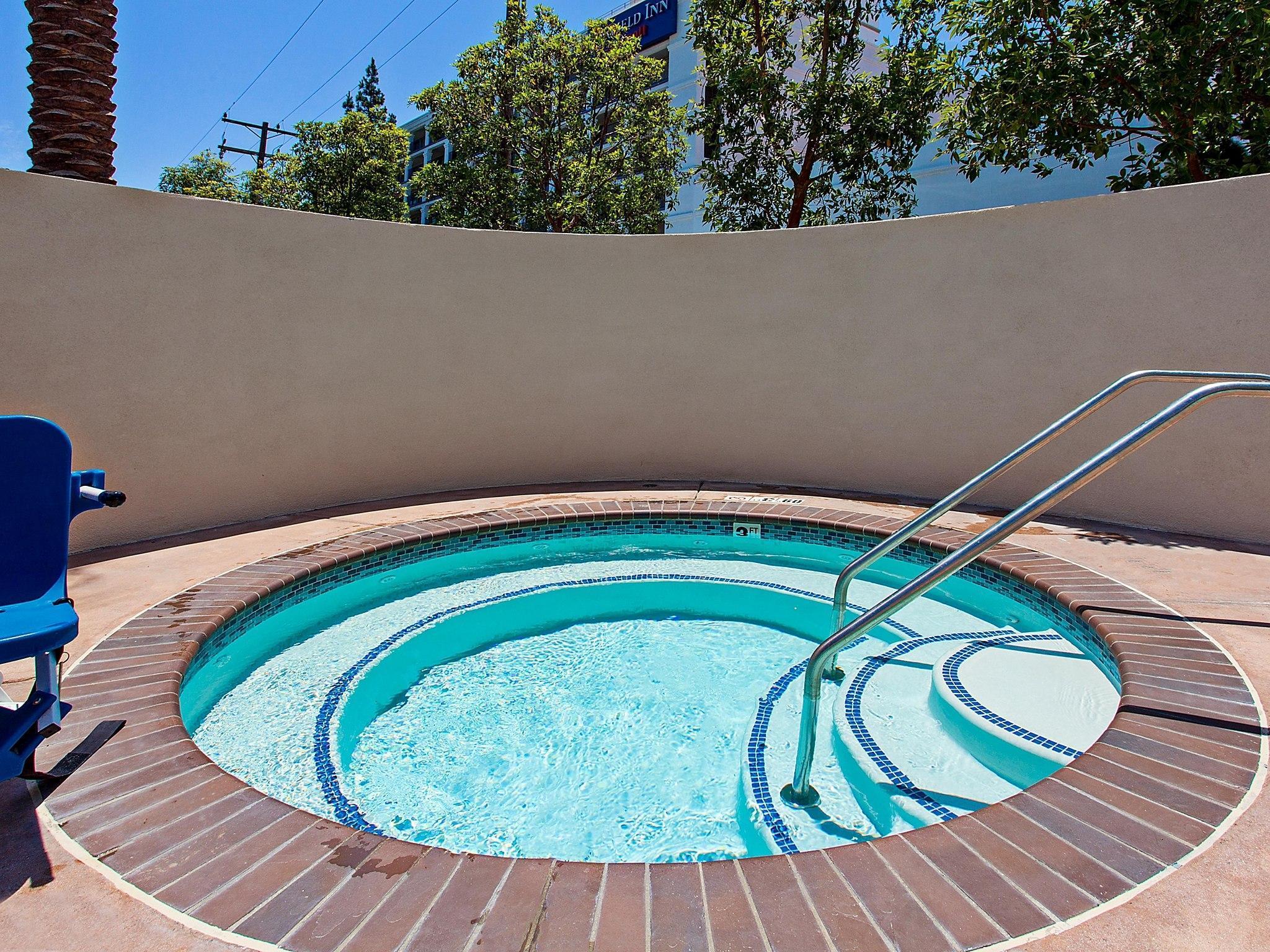 Holiday Inn Express & Suites Anaheim Resort Area By Ihg Zewnętrze zdjęcie