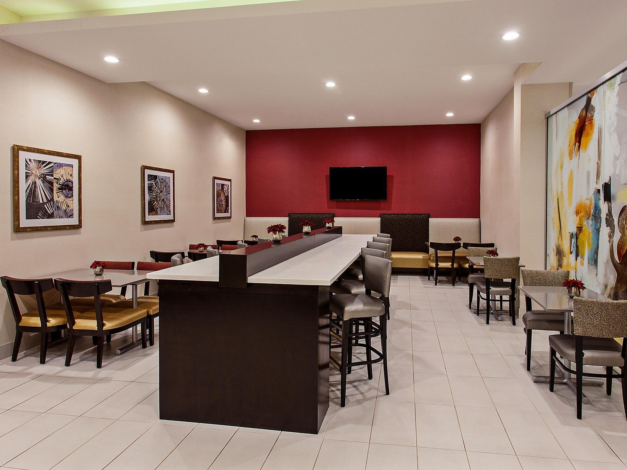 Holiday Inn Express & Suites Anaheim Resort Area By Ihg Zewnętrze zdjęcie