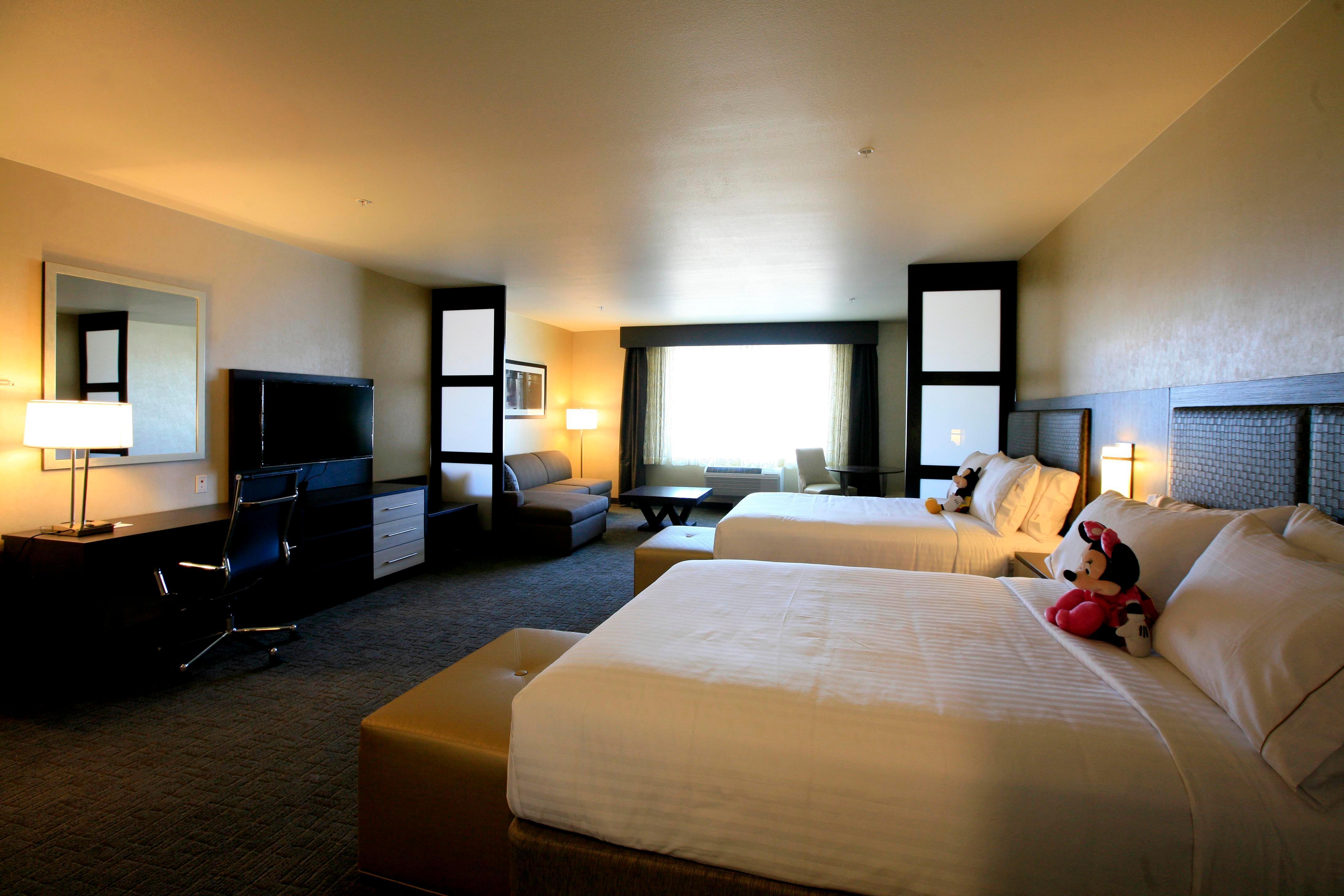 Holiday Inn Express & Suites Anaheim Resort Area By Ihg Zewnętrze zdjęcie