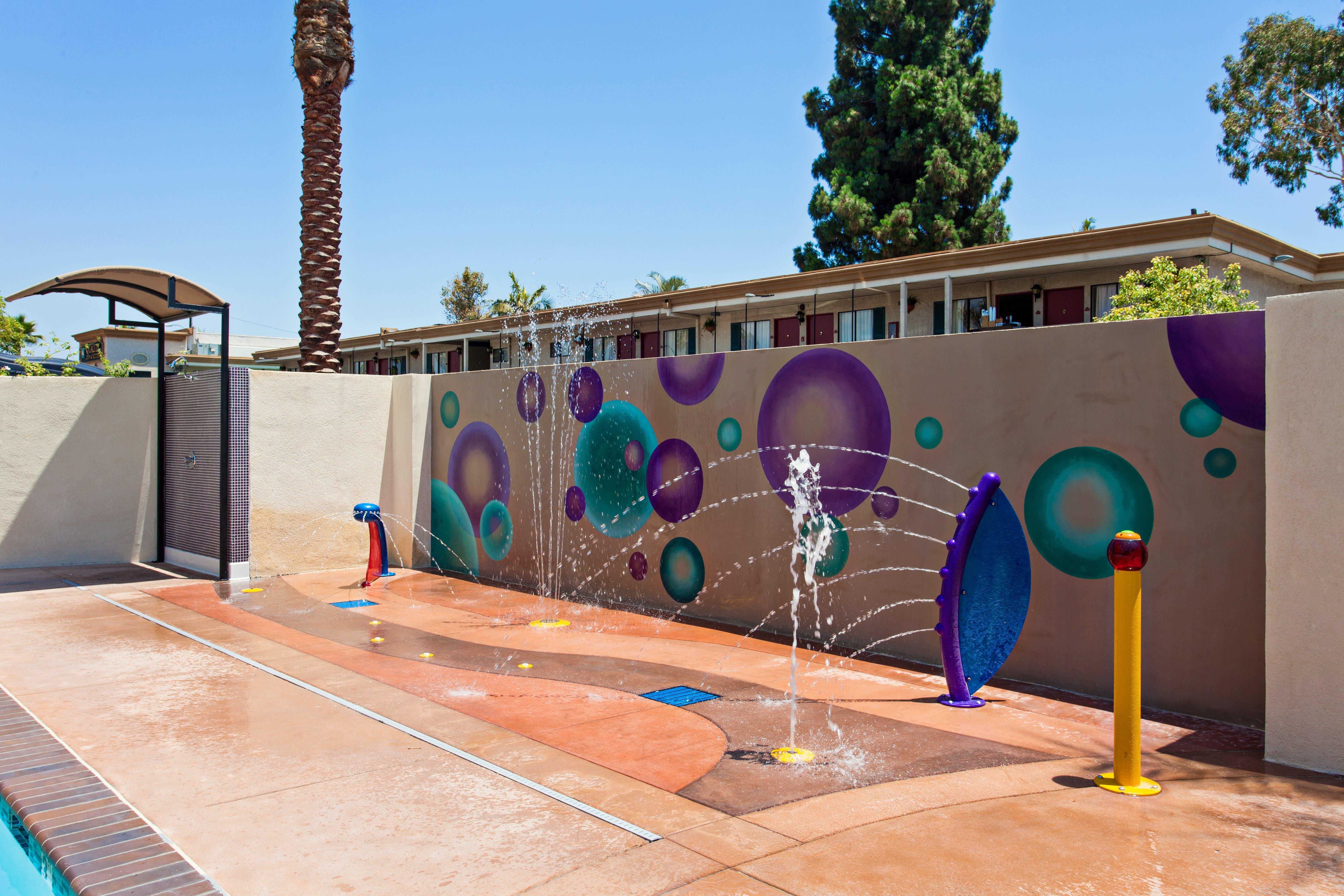 Holiday Inn Express & Suites Anaheim Resort Area By Ihg Zewnętrze zdjęcie